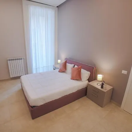 Apartment Dimora Museo Naples