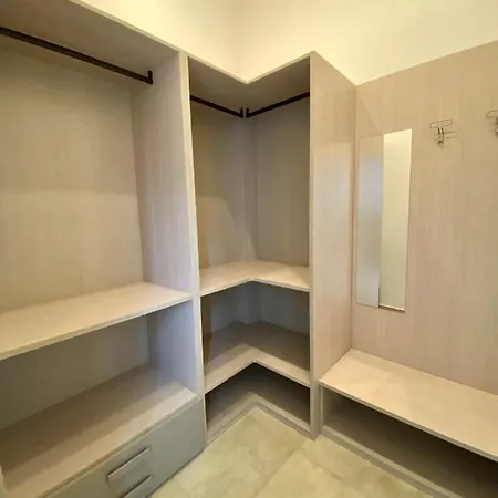 Dimora Museo Apartment *