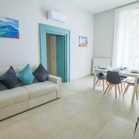 Dimora Museo Apartment *